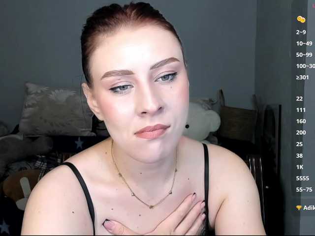 RedheadDevil live cam preview