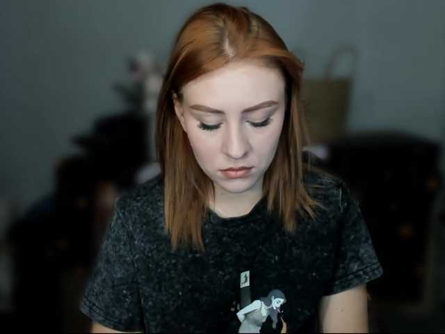 RedheadDevil live webcam show