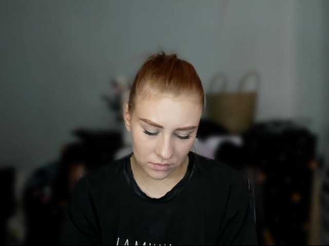 RedheadDevil live webcam show