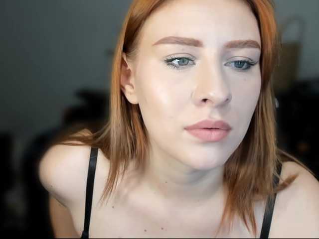 virgokristy live cam on BongaCams