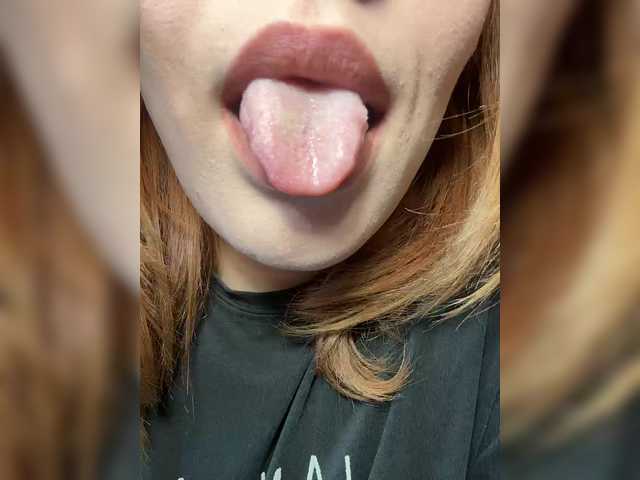 virgokristy live cam on BongaCams