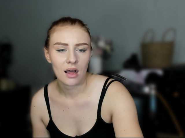 virgokristy live cam on BongaCams