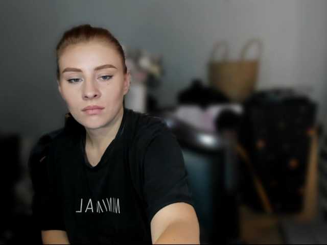 virgokristy live cam on BongaCams