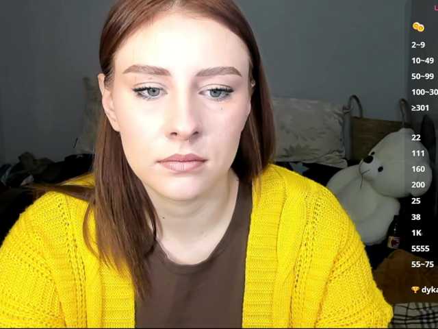 RedheadDevil live cam preview