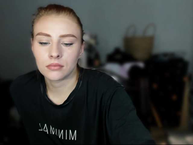 virgokristy live cam on BongaCams