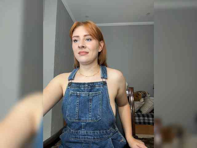 RedheadDevil webcam