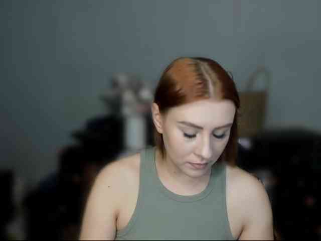 RedheadDevil webcam