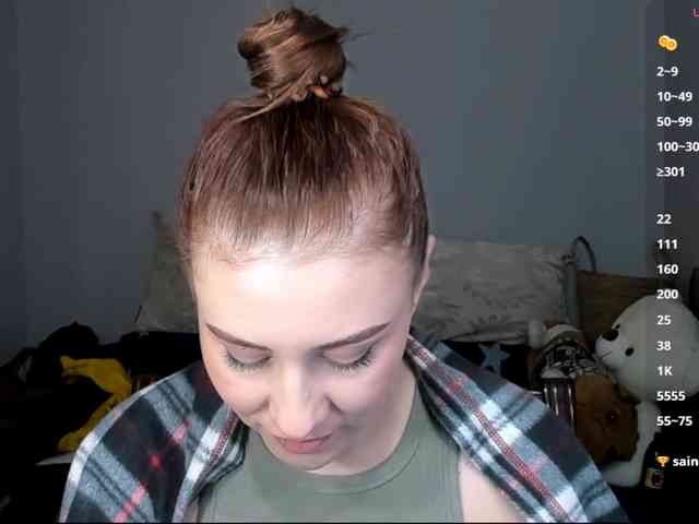 RedheadDevil webcam