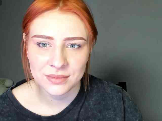 RedheadDevil webcam
