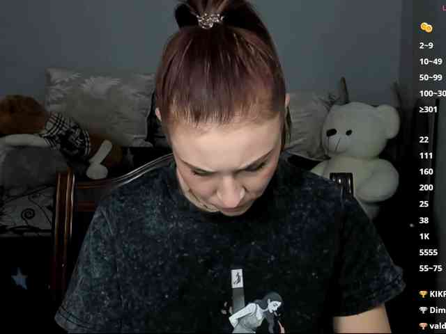 RedheadDevil webcam