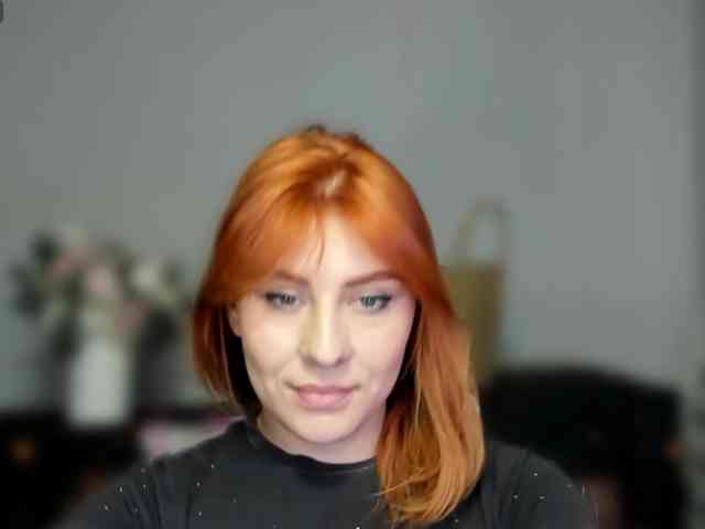 RedheadDevil webcam