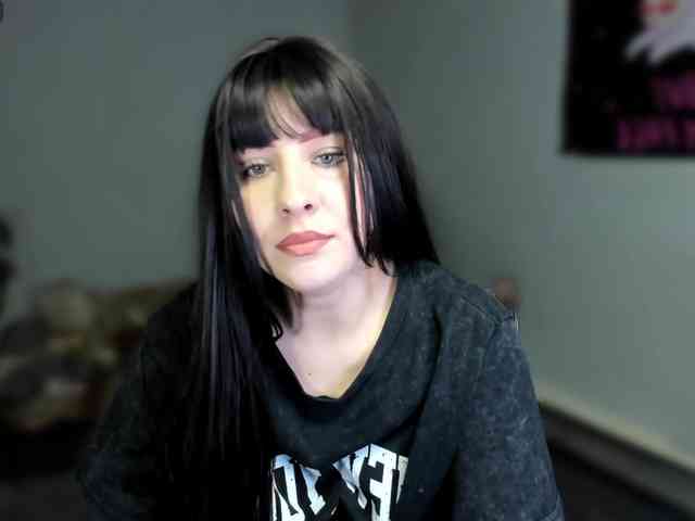 RedheadDevil webcam