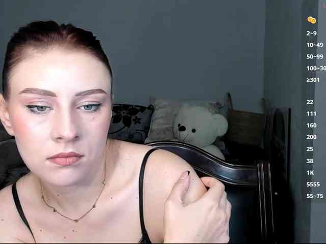 RedheadDevil webcam