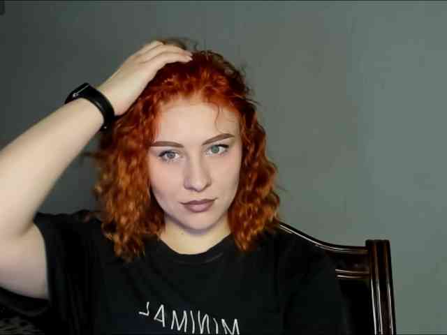 RedheadDevil webcam