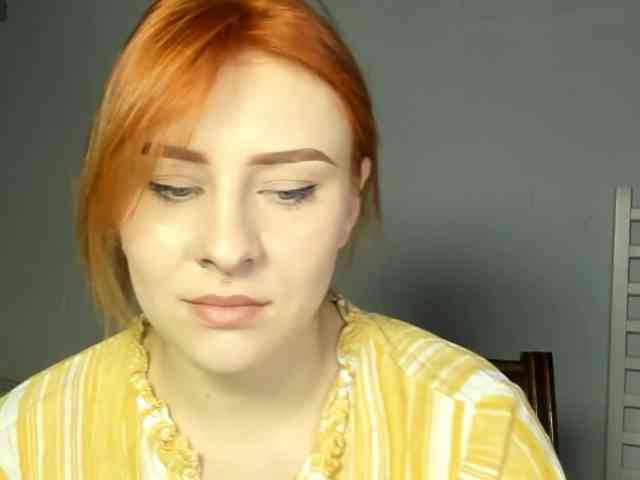 RedheadDevil webcam