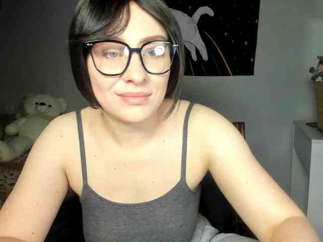 RedheadDevil webcam