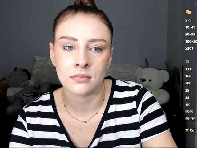 RedheadDevil webcam