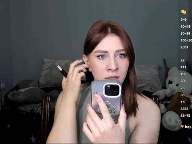 RedheadDevil webcam