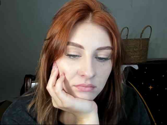 RedheadDevil webcam
