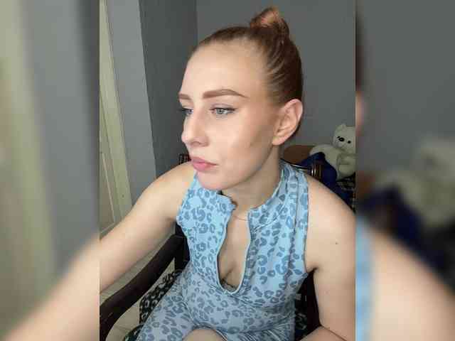 RedheadDevil webcam