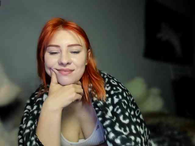 RedheadDevil webcam