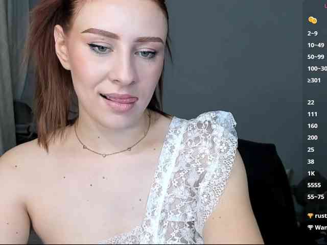 RedheadDevil webcam