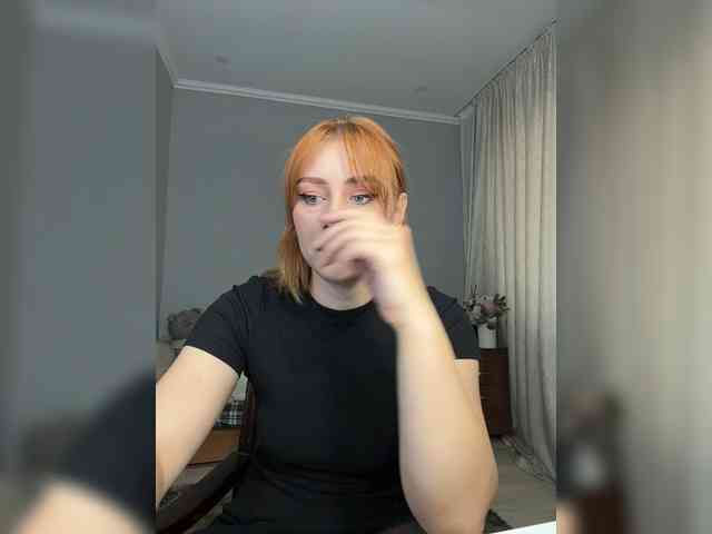 RedheadDevil webcam