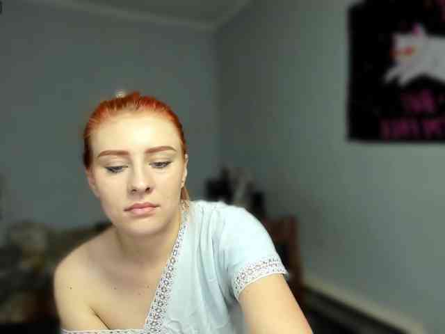 RedheadDevil webcam