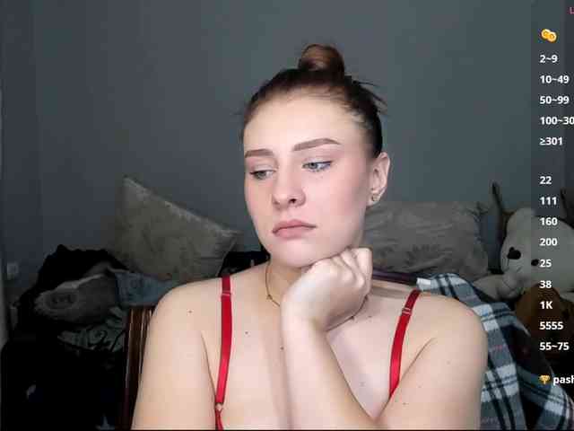RedheadDevil webcam