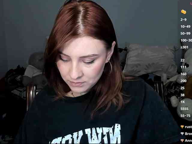 RedheadDevil webcam