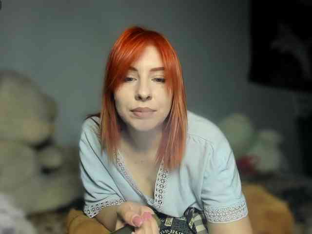 RedheadDevil webcam