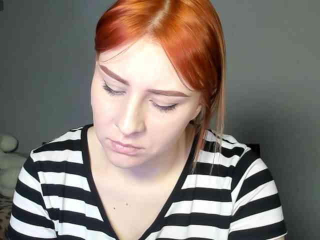 RedheadDevil webcam