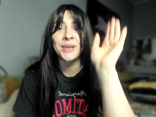 RedheadDevil webcam