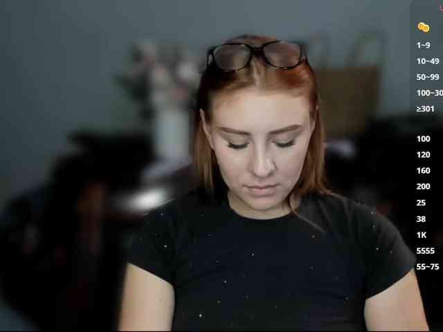 RedheadDevil webcam