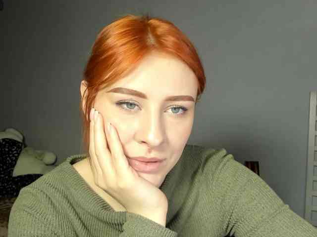 RedheadDevil webcam