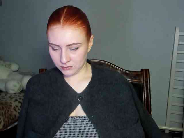 RedheadDevil webcam