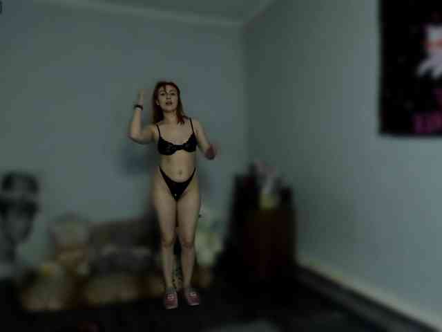 RedheadDevil webcam