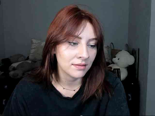 RedheadDevil webcam