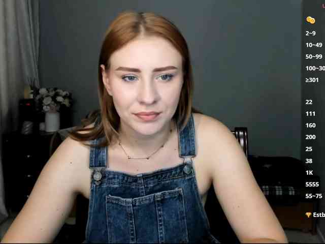 RedheadDevil webcam