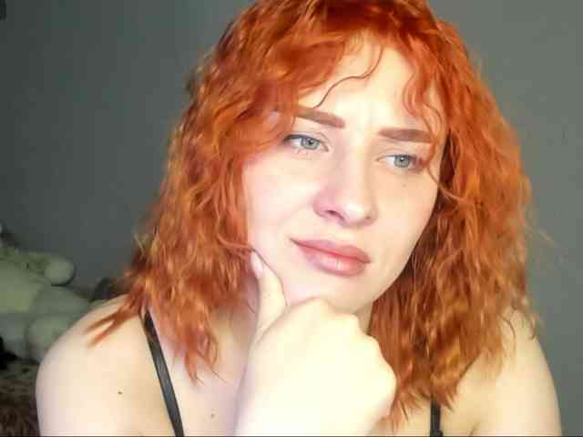 RedheadDevil webcam