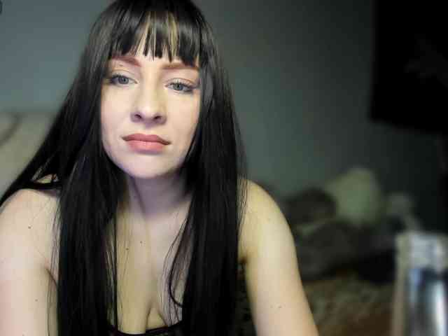 RedheadDevil webcam