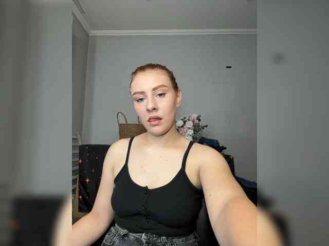 RedheadDevil webcam