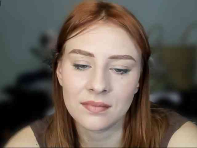 RedheadDevil webcam