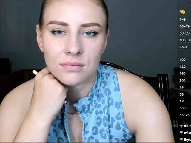 RedheadDevil webcam
