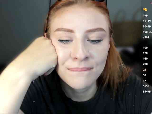 RedheadDevil webcam