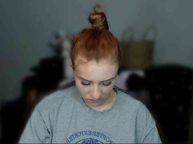 RedheadDevil webcam