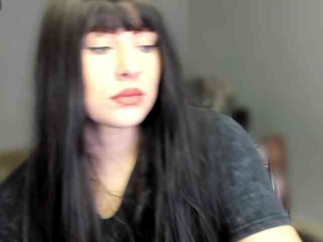 RedheadDevil webcam