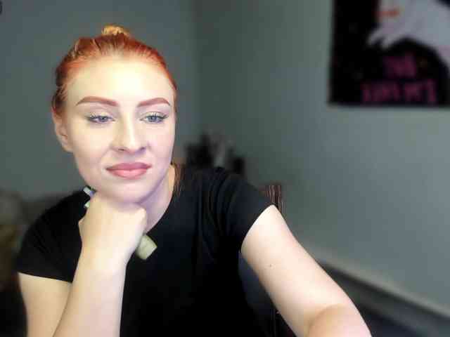 RedheadDevil webcam