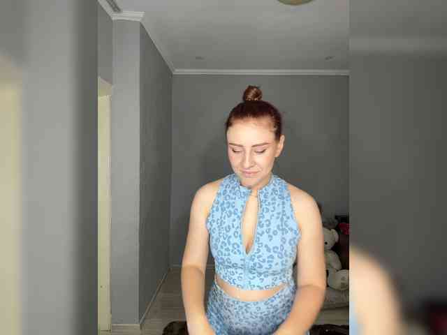 RedheadDevil webcam