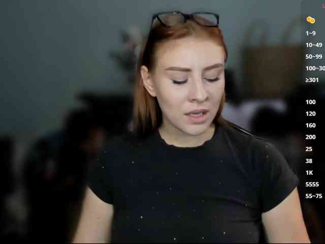 RedheadDevil webcam